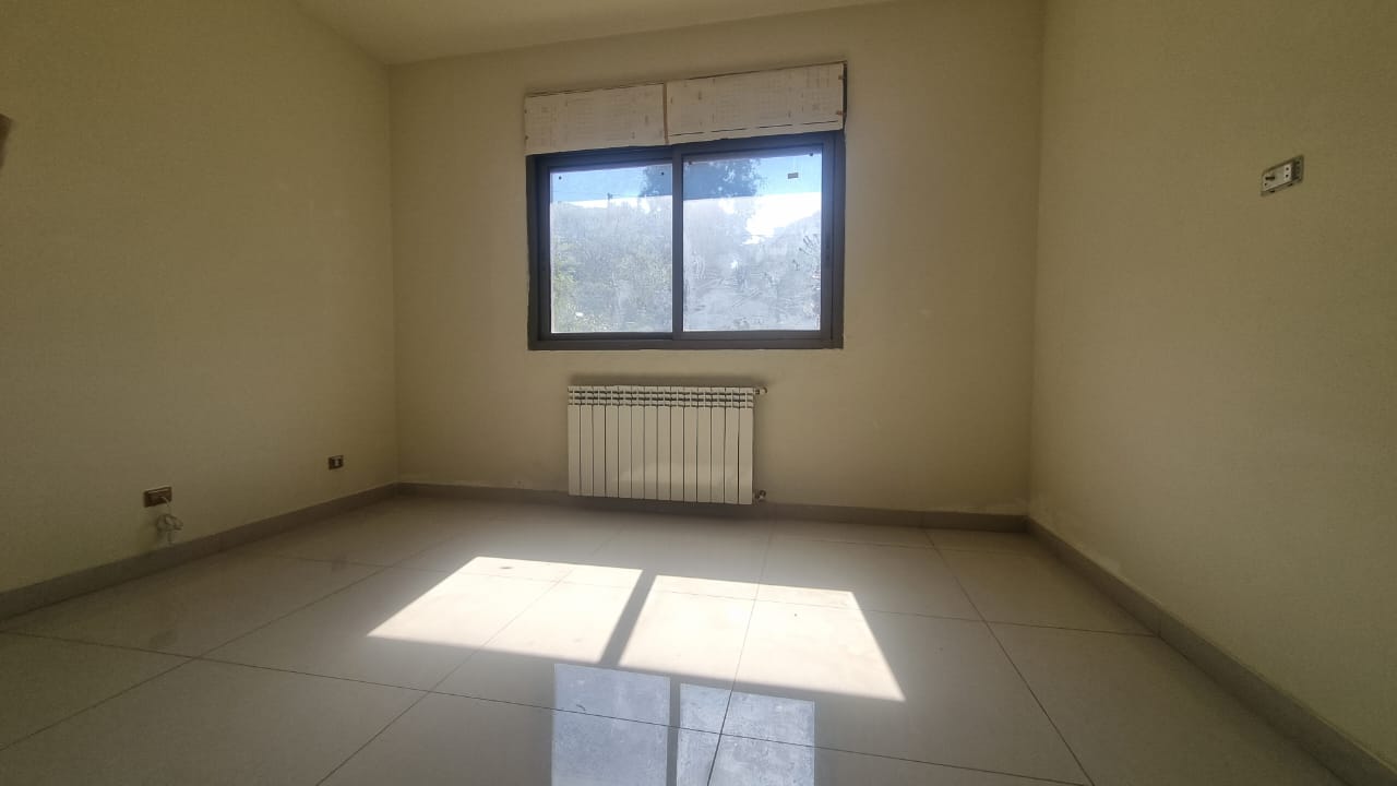 Apartment for sale in Cornet Chahwan