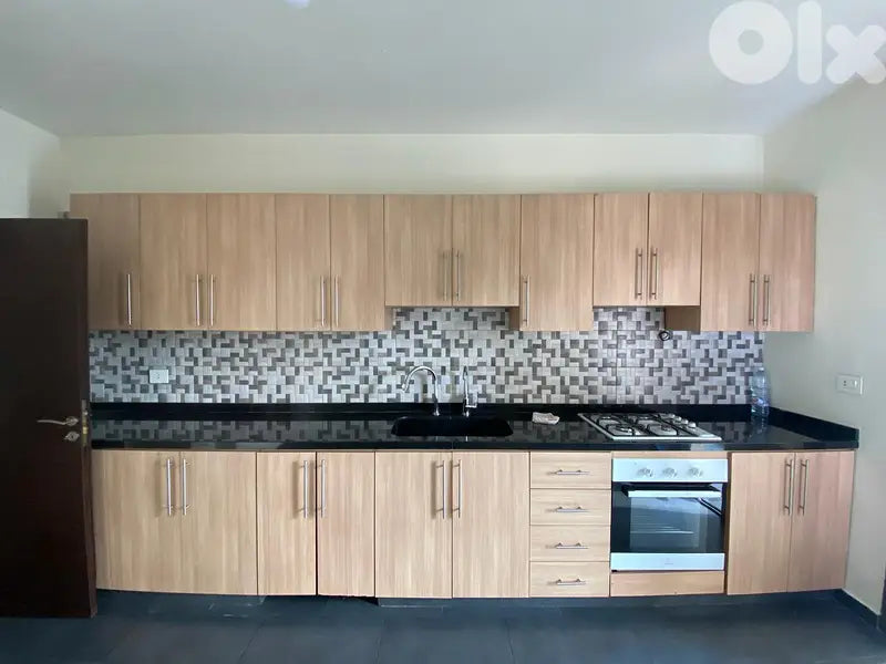 GMK110MM -Apartment for rent in Haret Sakher - شقة للإيجار في حارة صخر