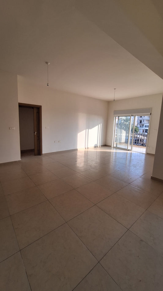 Apartment for sale in Nahr Ibrahim - شقة للبيع في نهر إبراهيم