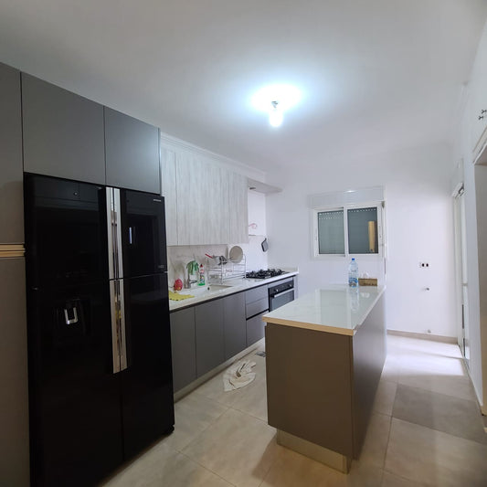 Apartment for rent in Amchit - شقة للاجار في عمشيت