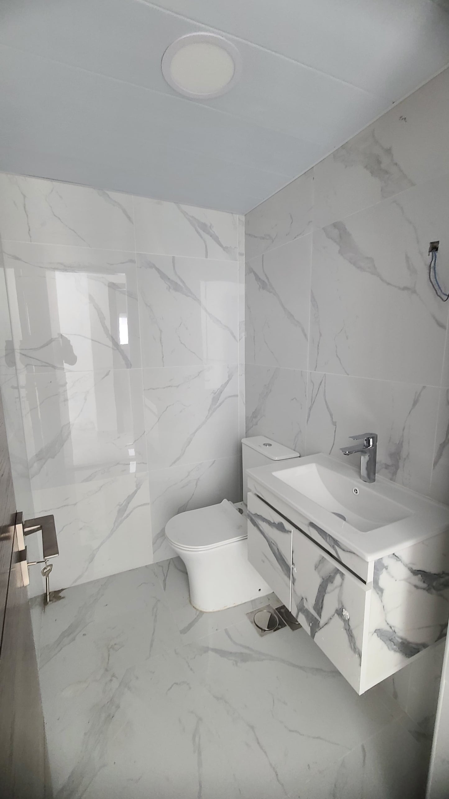 Apartment for sale in Hosrayel - شقة للبيع في حصرايل