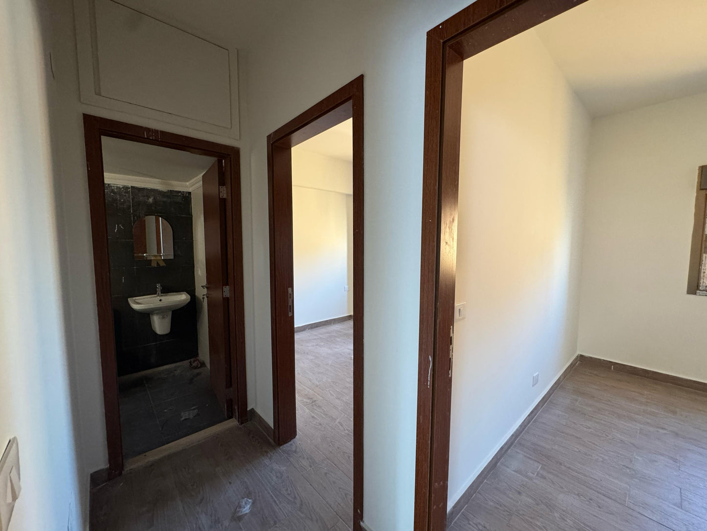 Apartment for sale in baouchriyeh - شقة للبيع في بوشريه