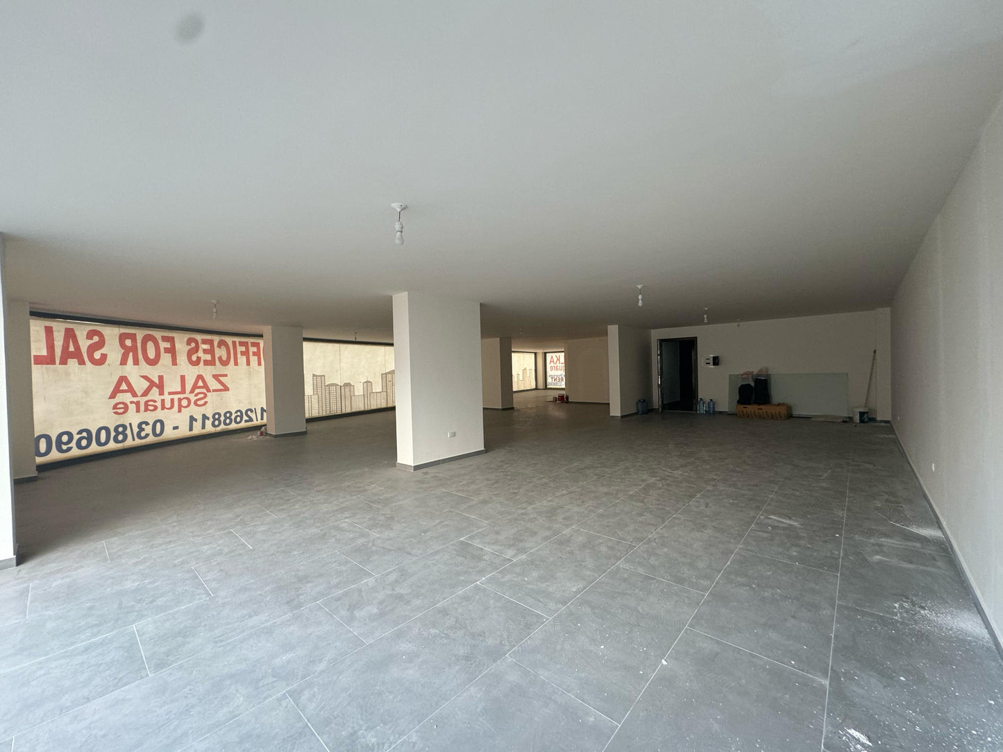 Show Room for rent in Zalka - معرض للايجار في زلقا