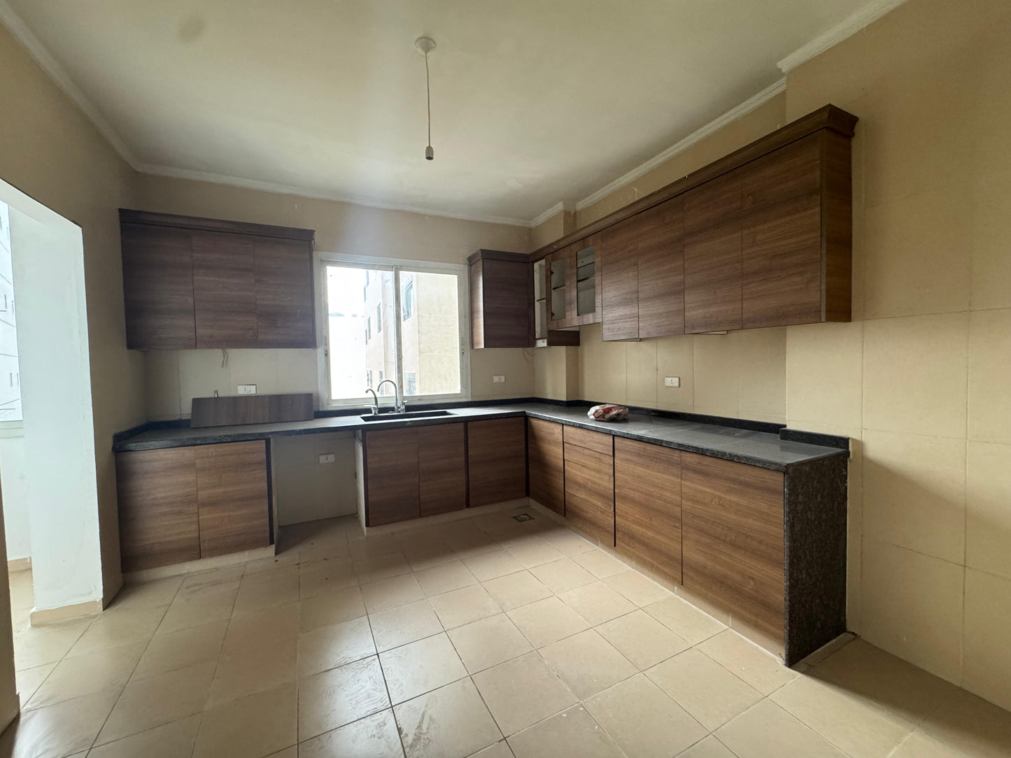 Apartment for sale in Jdeideh - شقة للبيع في الجديدة