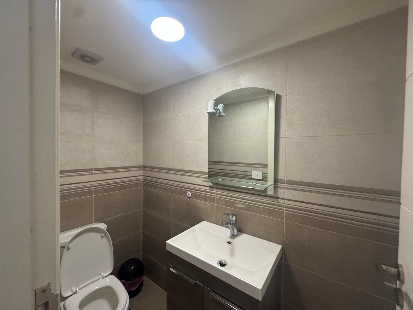 Apartment for rent in Sen El Fil - شقة للإيجار في سن الفيل