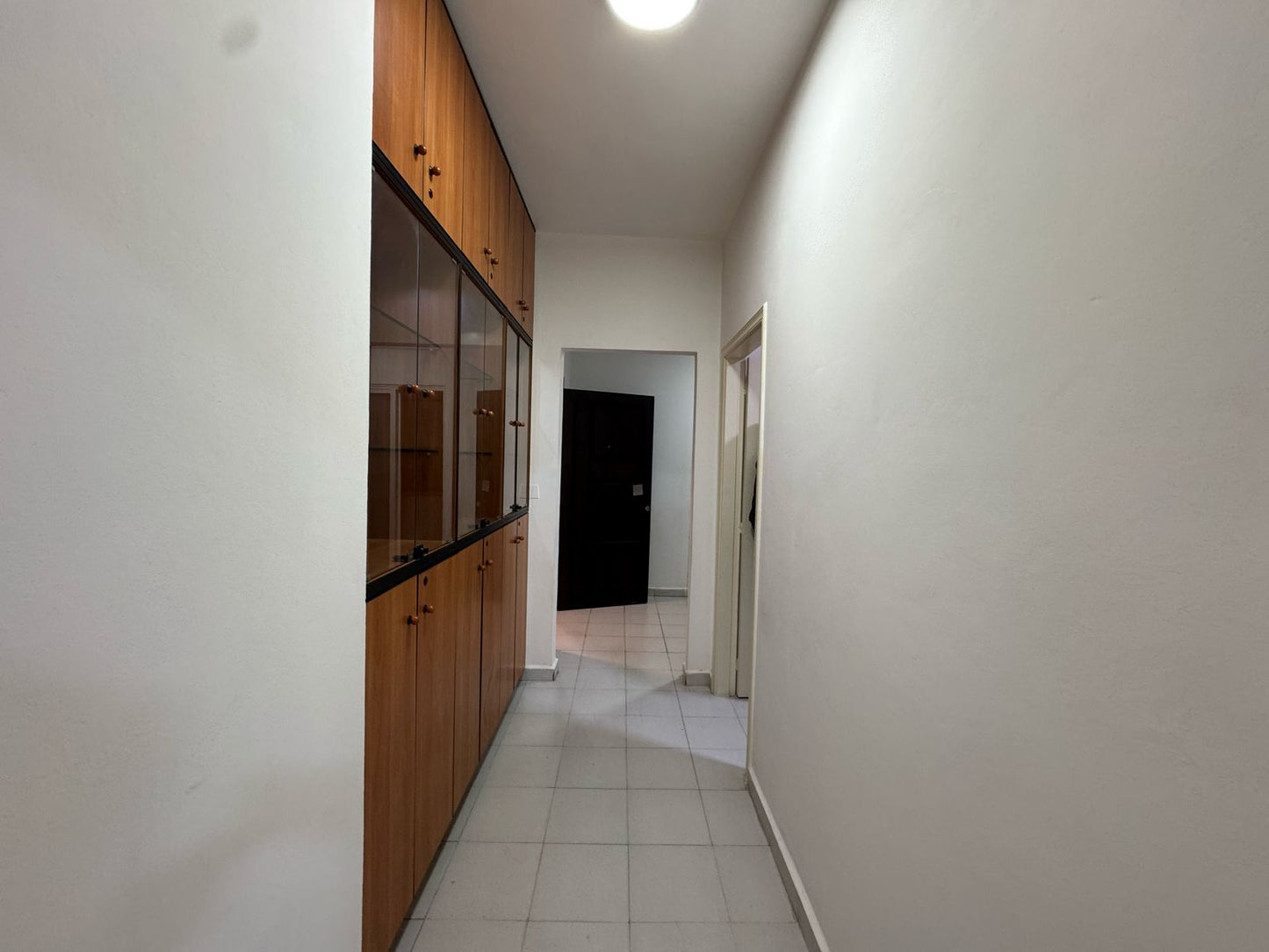 Office for rent in Baouchriyeh - مكتب للإيجار في البوشريه