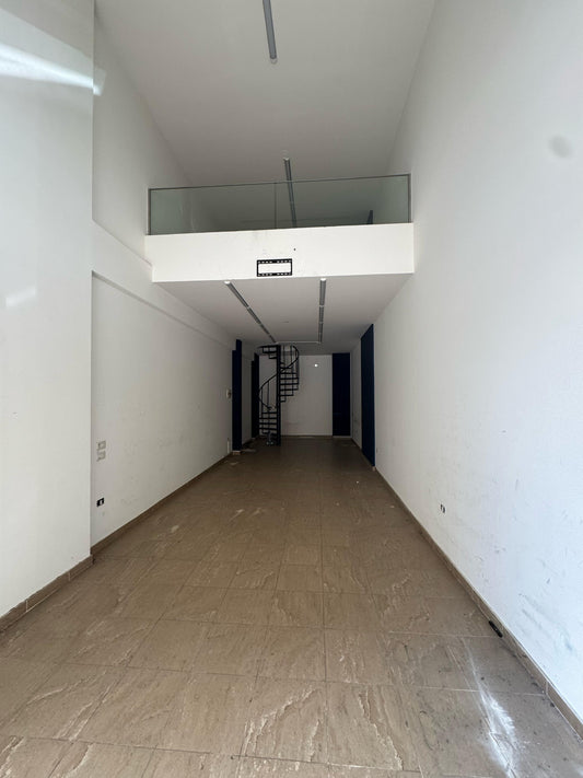 Shop for rent in Jdeideh - محل للإيجار في الجديدة