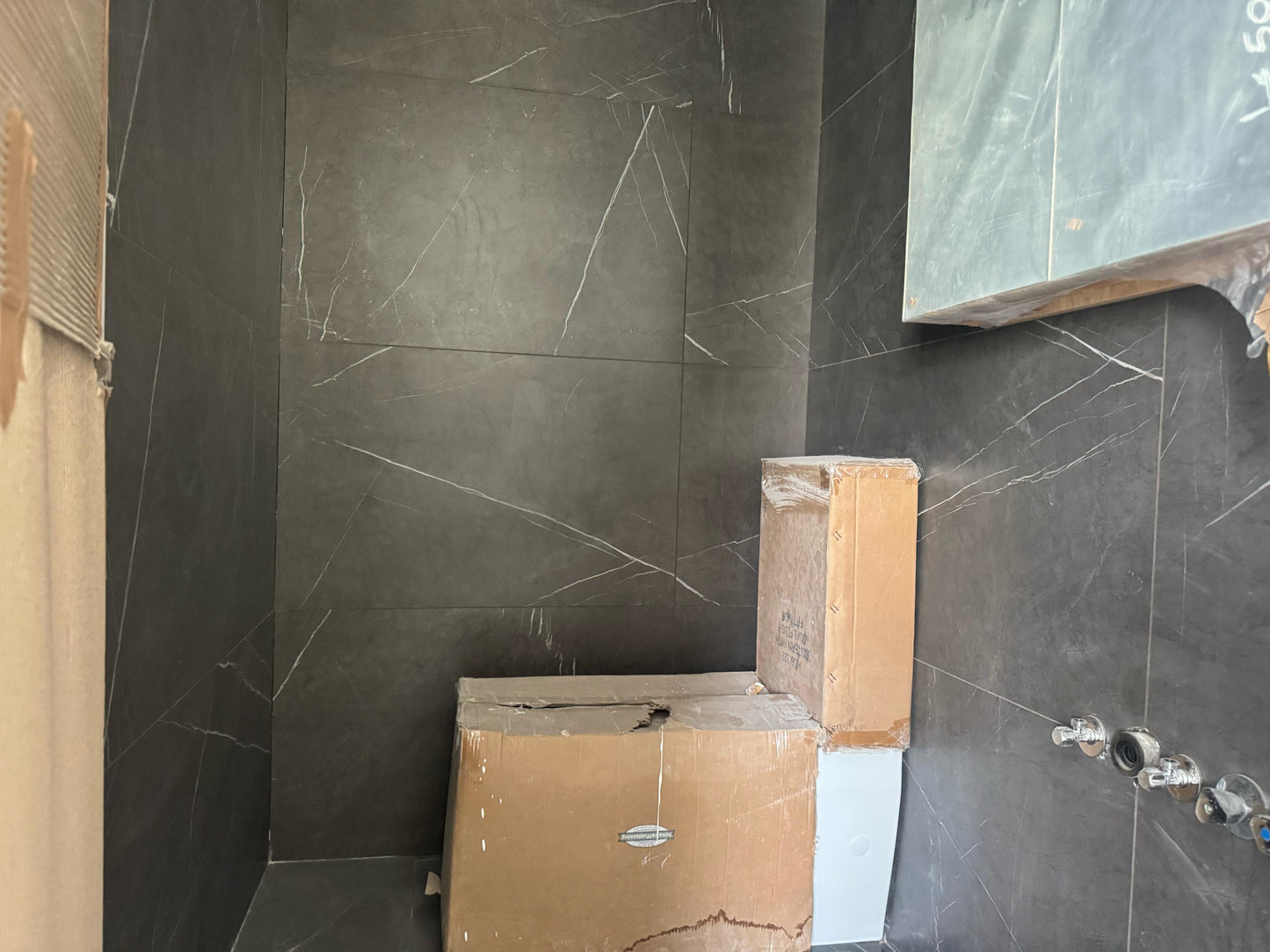 Apatment for sale in Dbayeh - شقة للبيع في ضبية