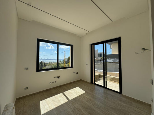 Apatment for sale in Dbayeh - شقة للبيع في ضبية