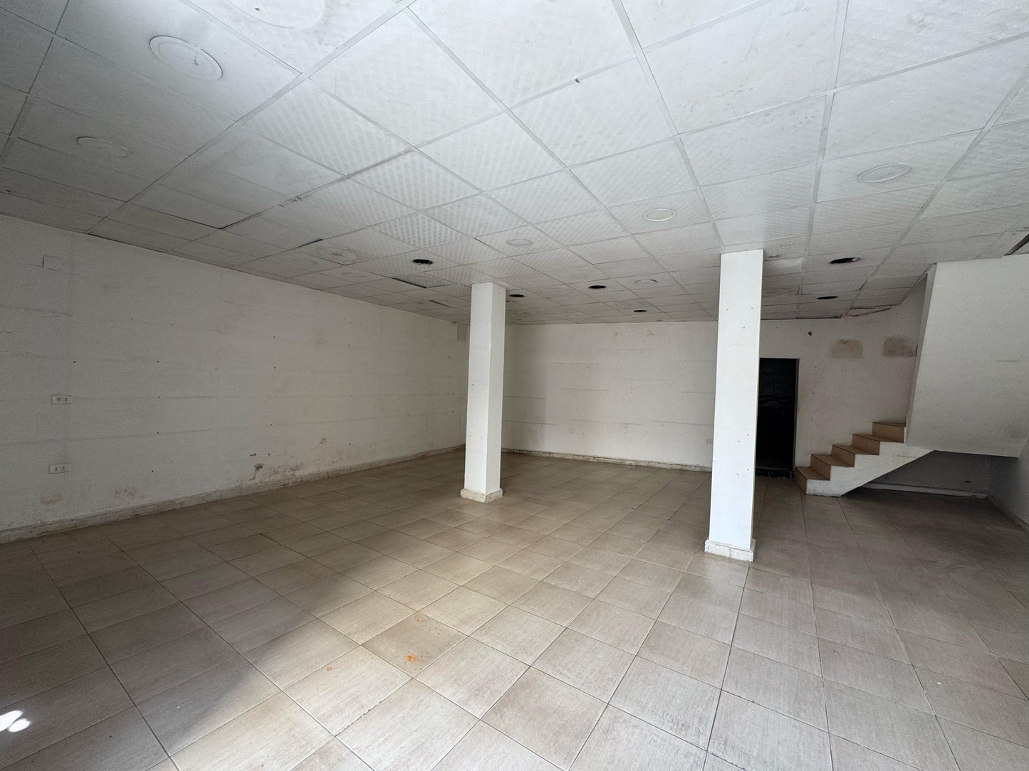 Store for sale in Jdeideh - محل للبيع في الجديدة