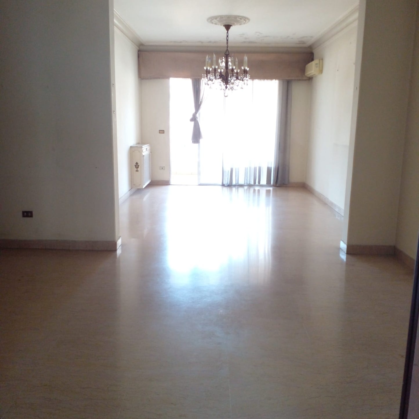 Apartment for sale in Msaytbeh - شقة للبيع في المصيطبة