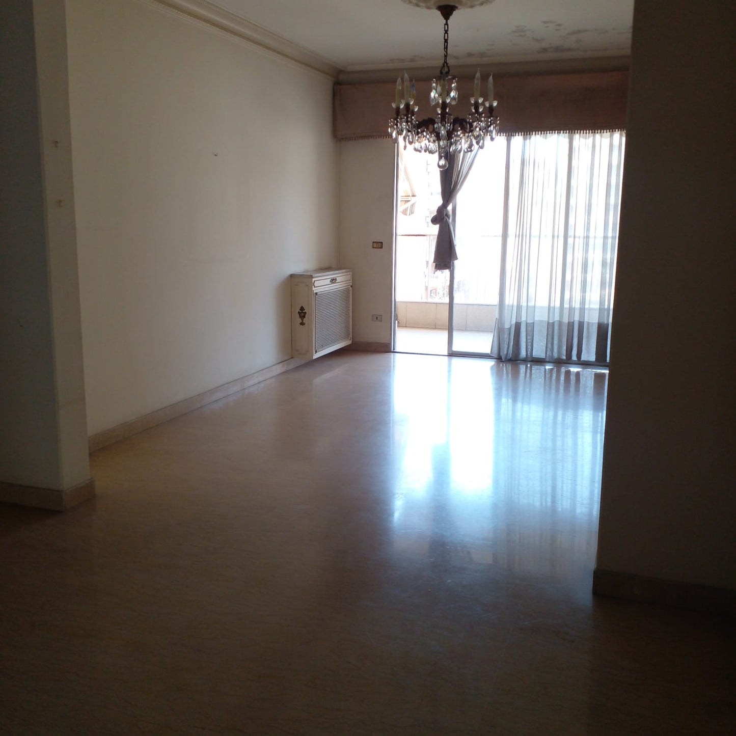 Apartment for sale in Msaytbeh - شقة للبيع في المصيطبة