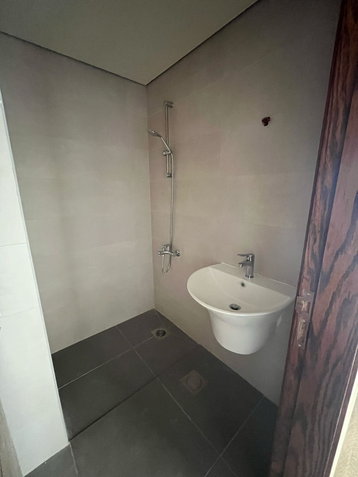 Apartment for sale in Verdun - شقة للبيع في فردان