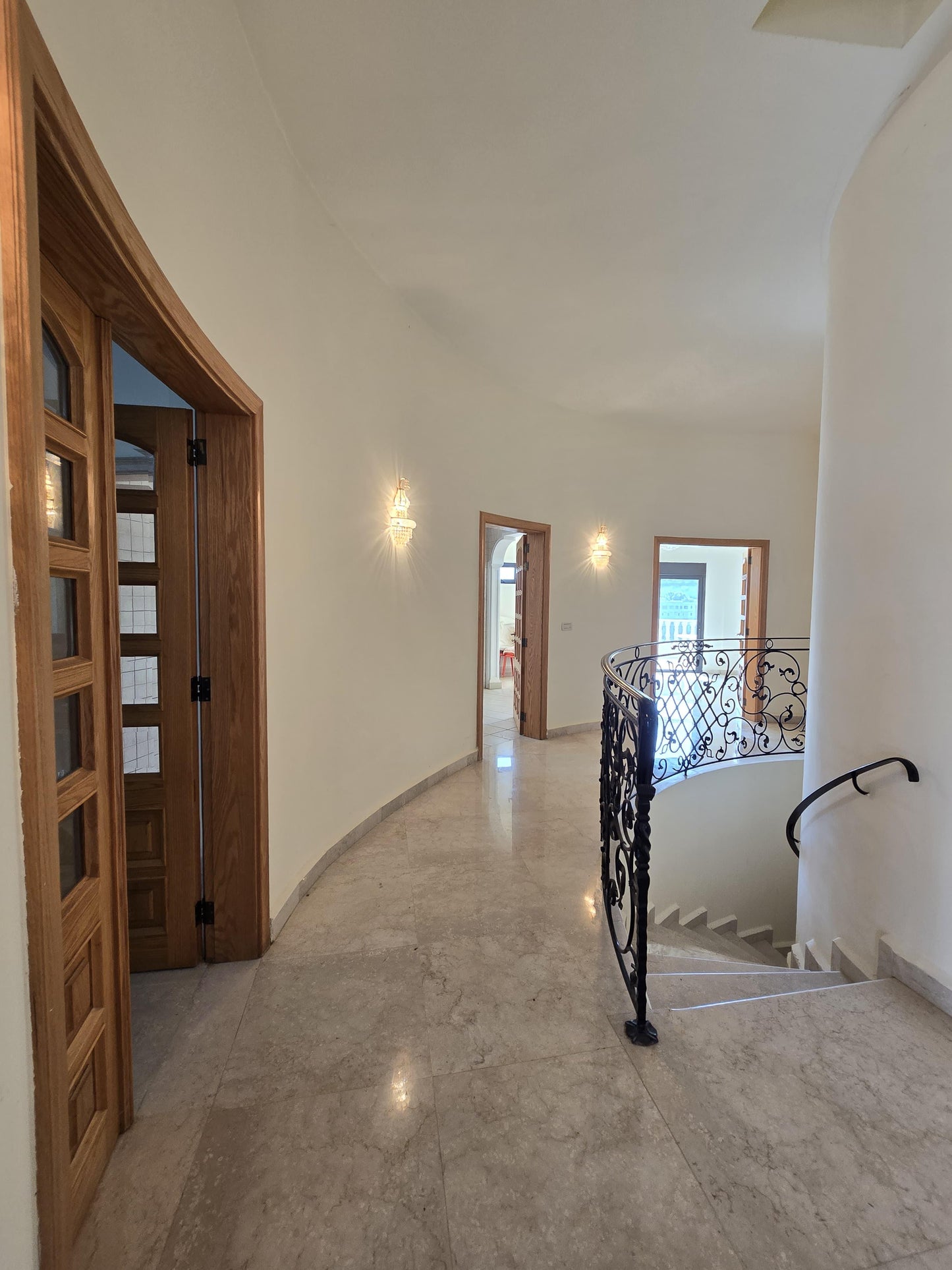 Villa for sale in Balamand - فيلا للبيع في البلمند