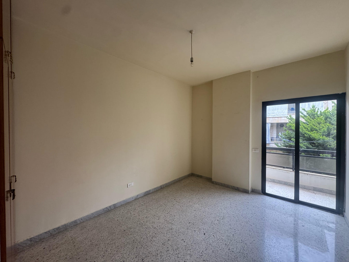 Apartment for sale in Naccache - شقة للبيع في النقاش