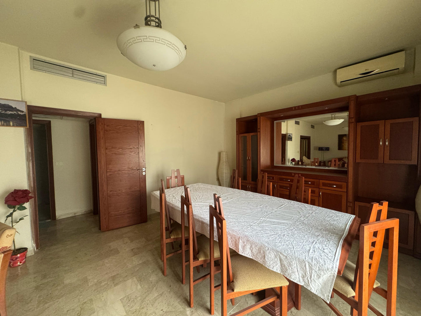 Apartment for sale in Jdeideh - شقة للبيع في الجديدة