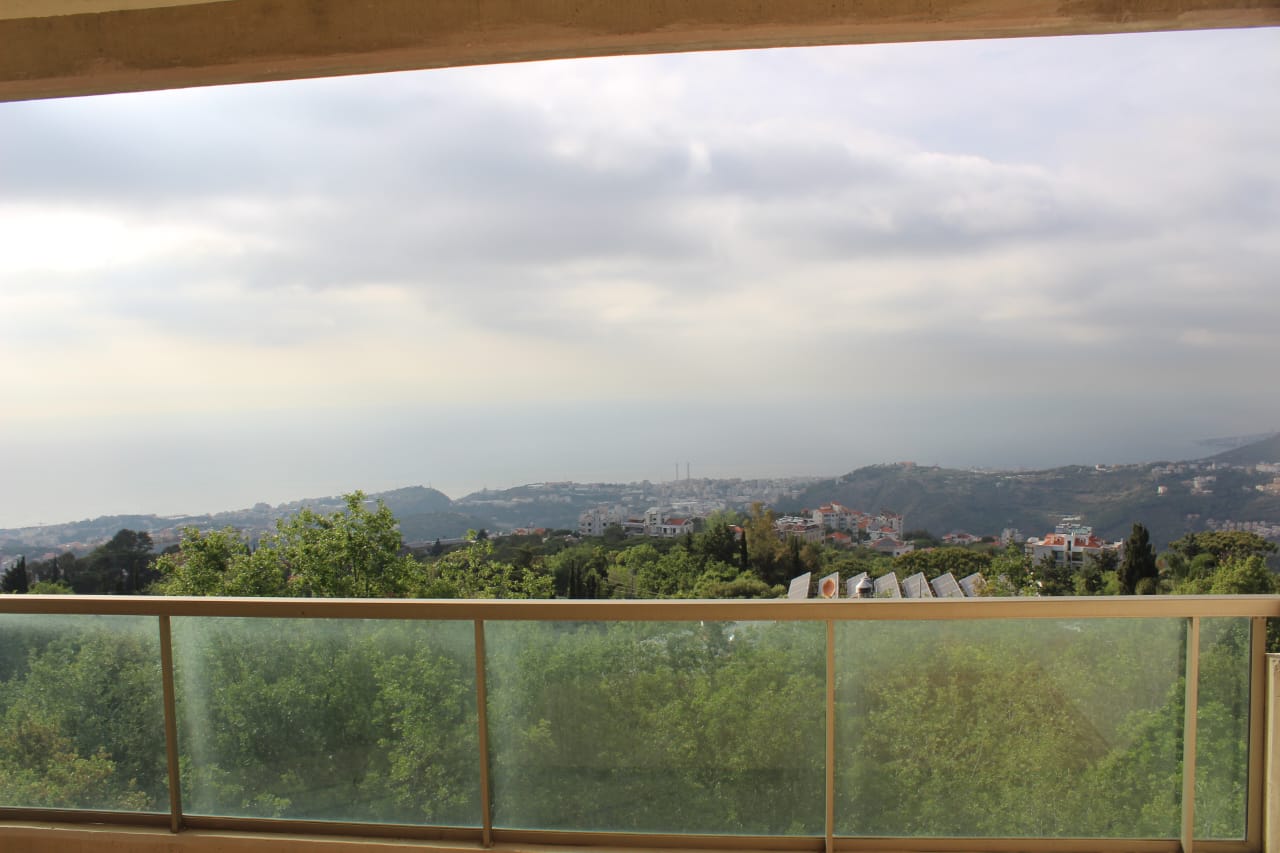 Apartment for sale in Ain Aar - شقة للبيع في عين عار