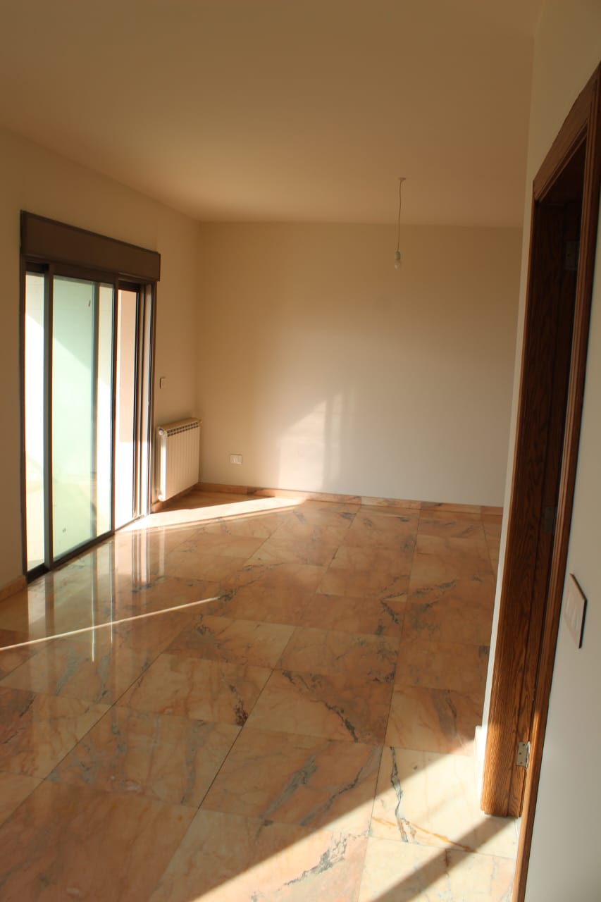 Apartment for sale in Ain Aar - شقة للبيع في عين عار