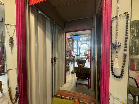 Shop for sale in Zalka - محل للبيع في الزلقا