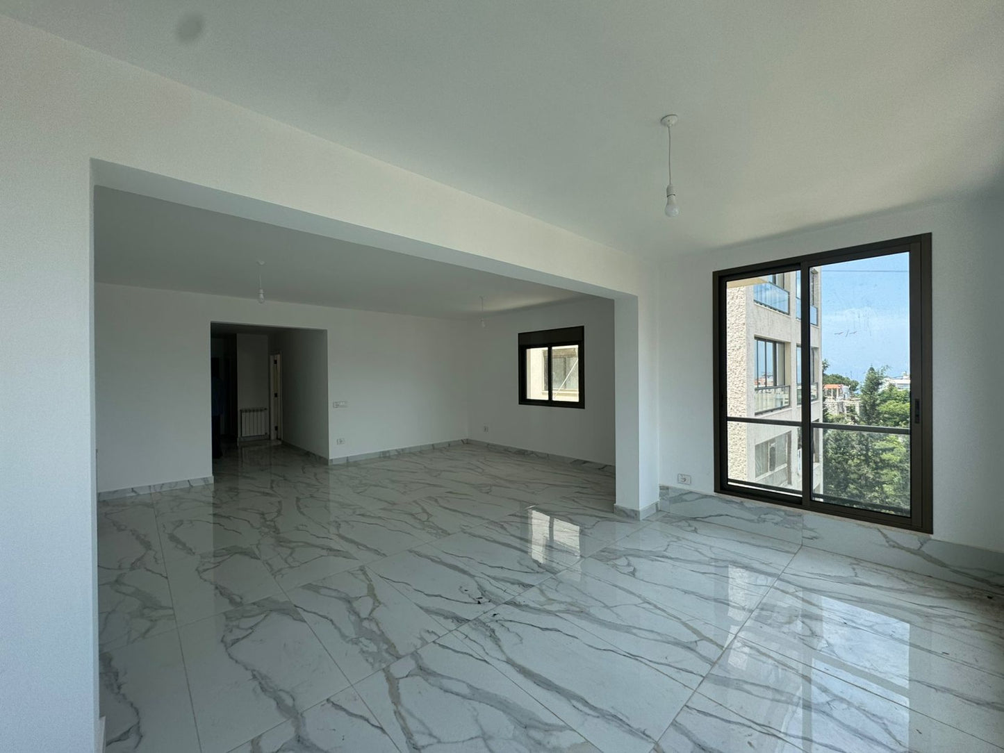 Apartment for sale in Bsalim - شقة للبيع في بصاليم