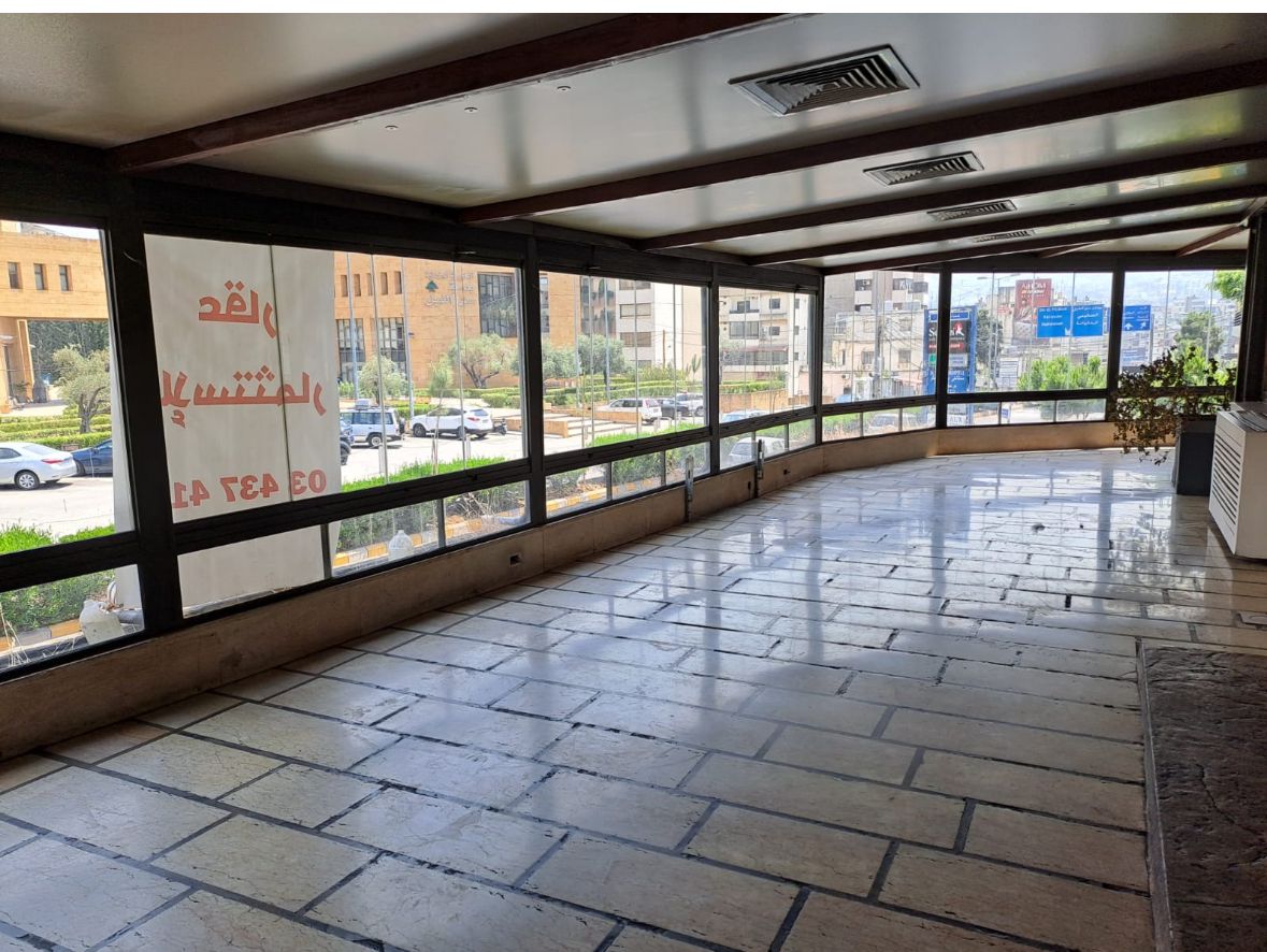 Building for rent in Sin El Fil - مبنى للإيجار في سن الفيل