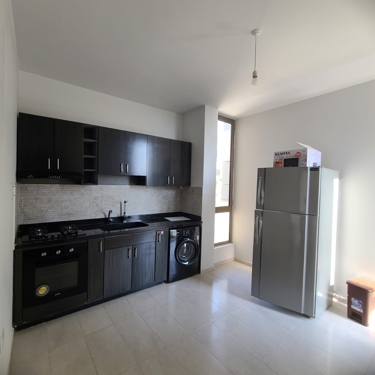 Apartment for rent in Amchit- شقة للإيجار في عمشيت