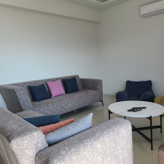 Apartment for rent in Amchit- شقة للإيجار في عمشيت