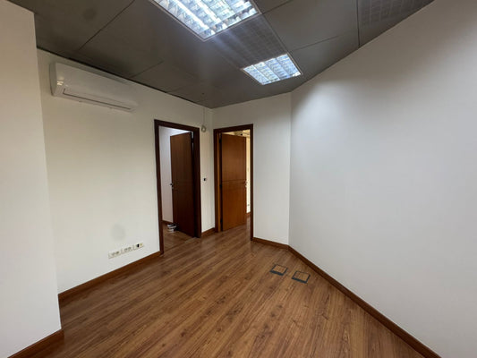 Office for rent in Dekweneh - مكتب للإيجار في الدكوانة
