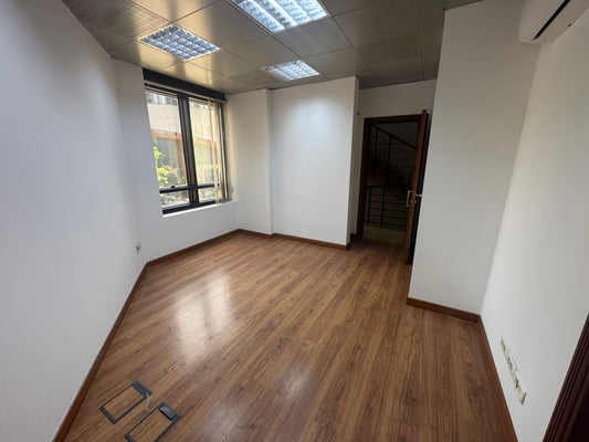 Office for rent in Dekweneh - مكتب للإيجار في الدكوانة