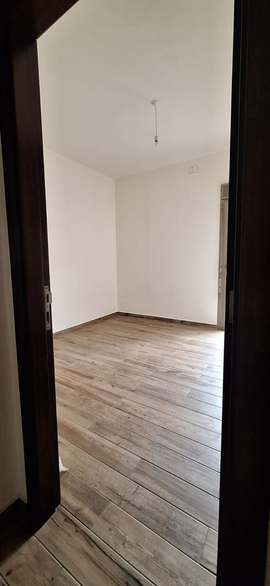 Apartment for sale in Jbeil - شقة للبيع في جبيل GM121K