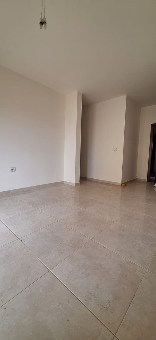 Apartment for sale in Jbeil - شقة للبيع في جبيل GM121K