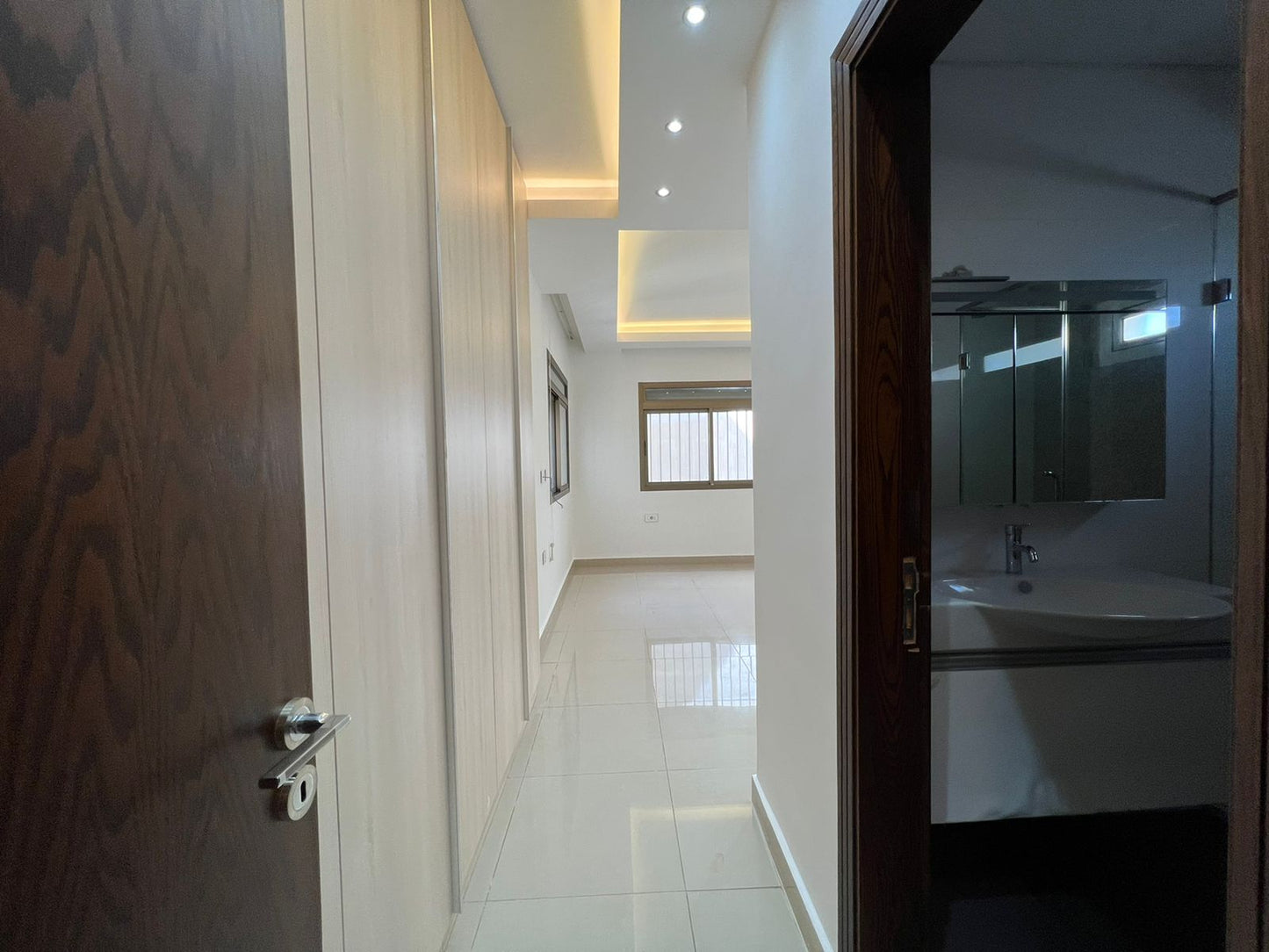 Apartment for sale in Achrafiyeh - شقة للبيع في الأشرفية