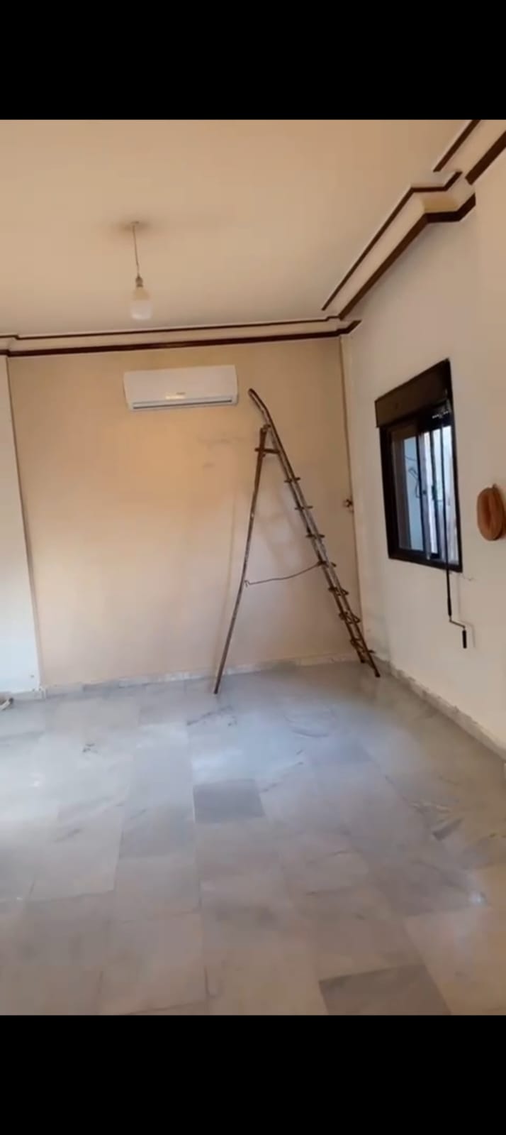 Apartment for sale in Khaldeh - شقة للبيع في خلدة