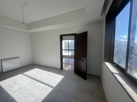 Apartment for sale in Monteverde - شقة للبيع في مونتيفيردي