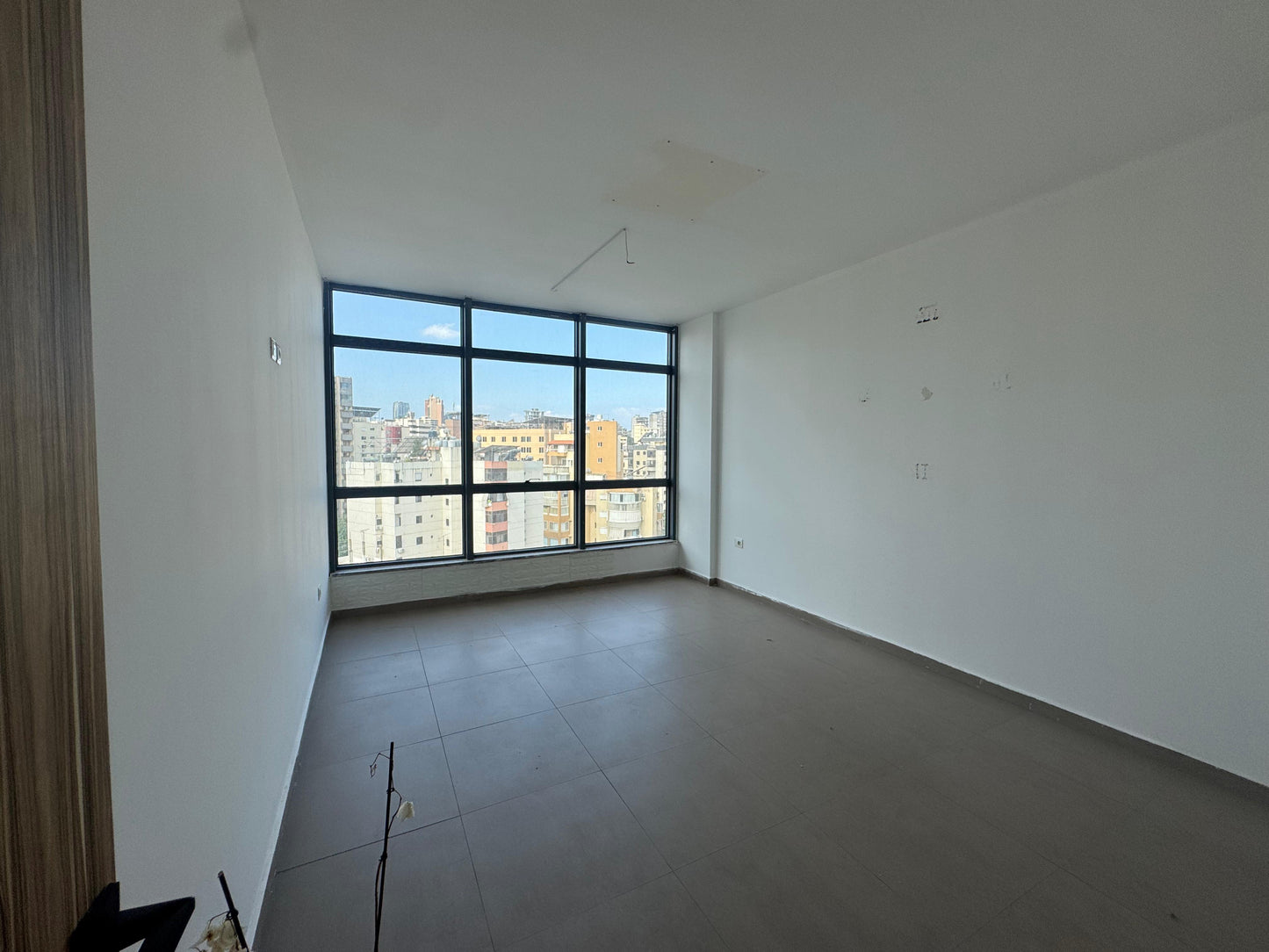 Office for rent Dekweneh - مكتب للإيجار في الدكوانة