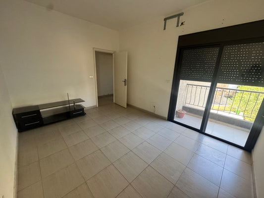 Apartment for sale in Dekweneh - شقة للبيع في الدكوانة