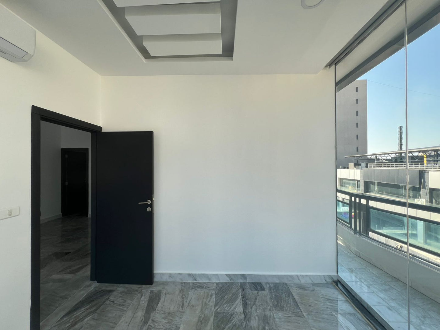 Store for rent in Zalka - محل للإيجار في الزلقا