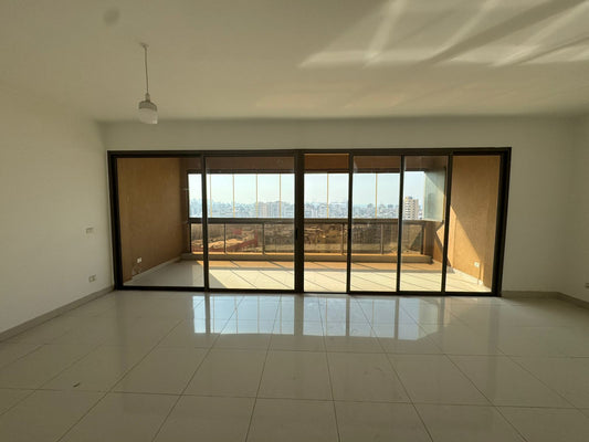 Apartment for sale in Jdeideh - شقة للبيع في جديدة