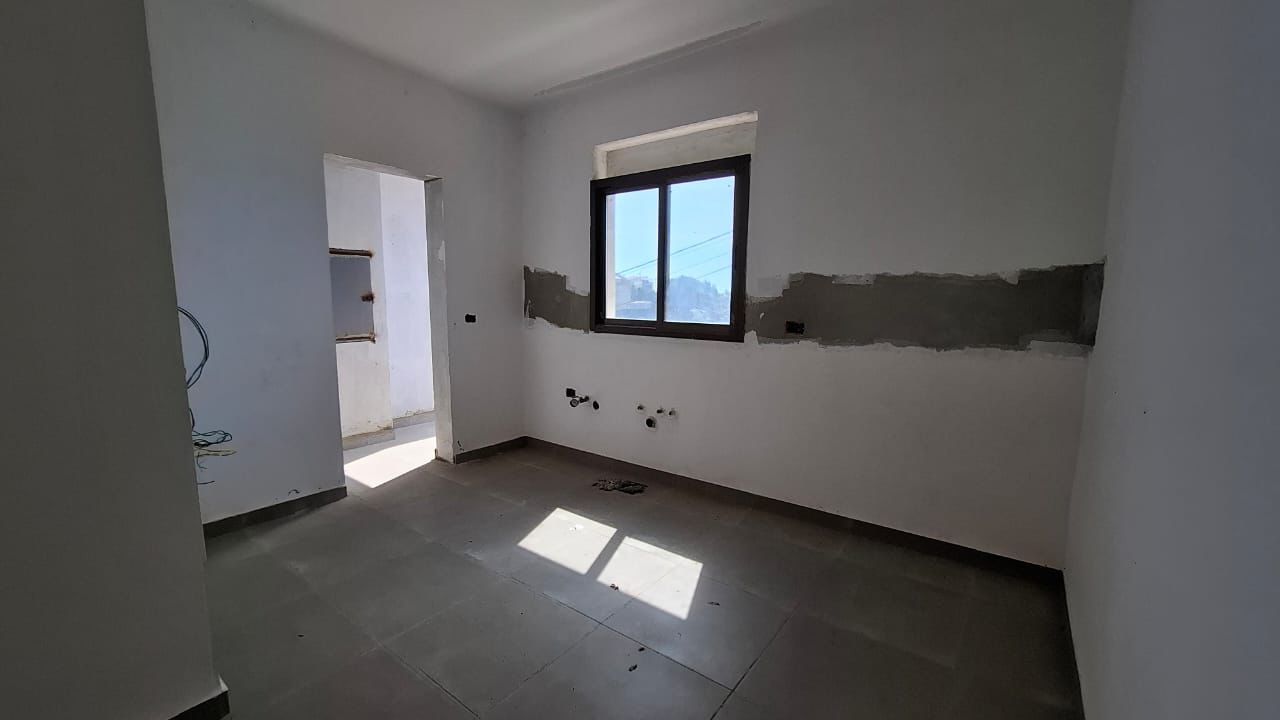Apartment for sale in Okaibe - شقة للبيع في العقيبة
