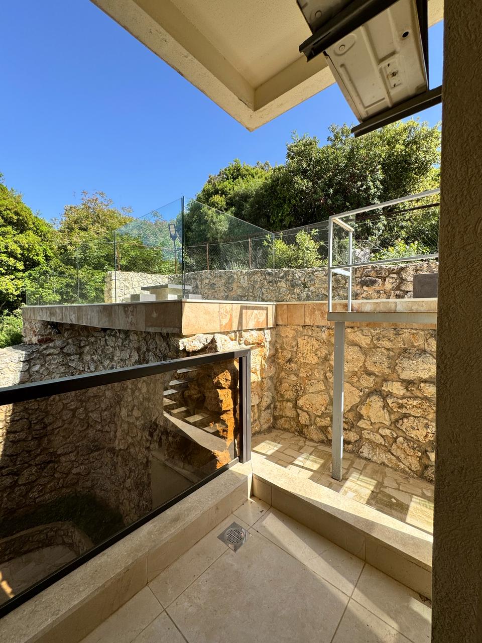 Apartment for rent in Batroun - شقة للإيجار في البترون