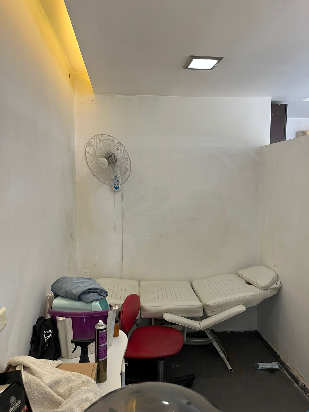 Shop for rent in Rabweh - محل للإيجار في الربوة