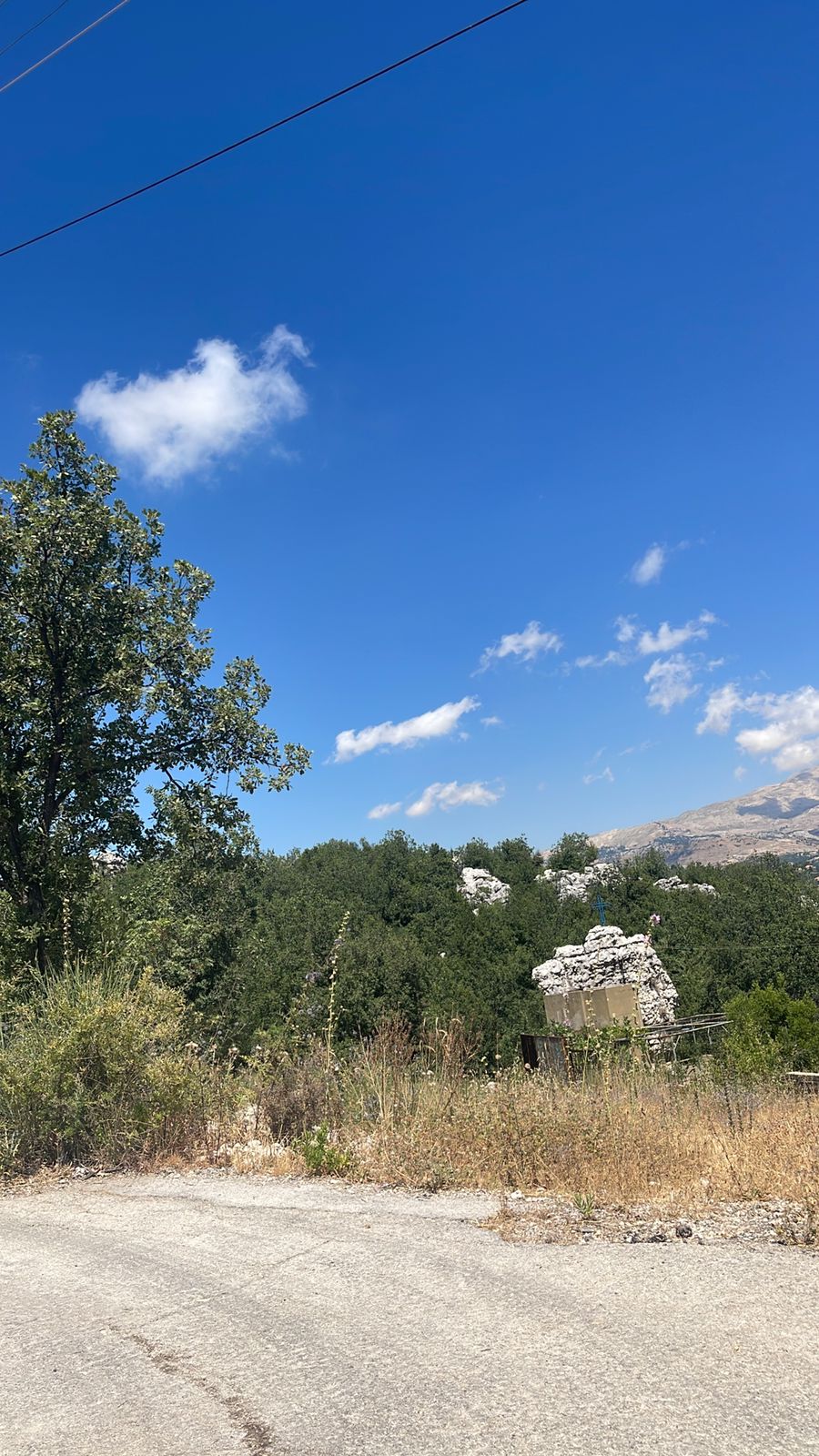 Land for sale in Faytroun - أرض للبيع في فيطرون