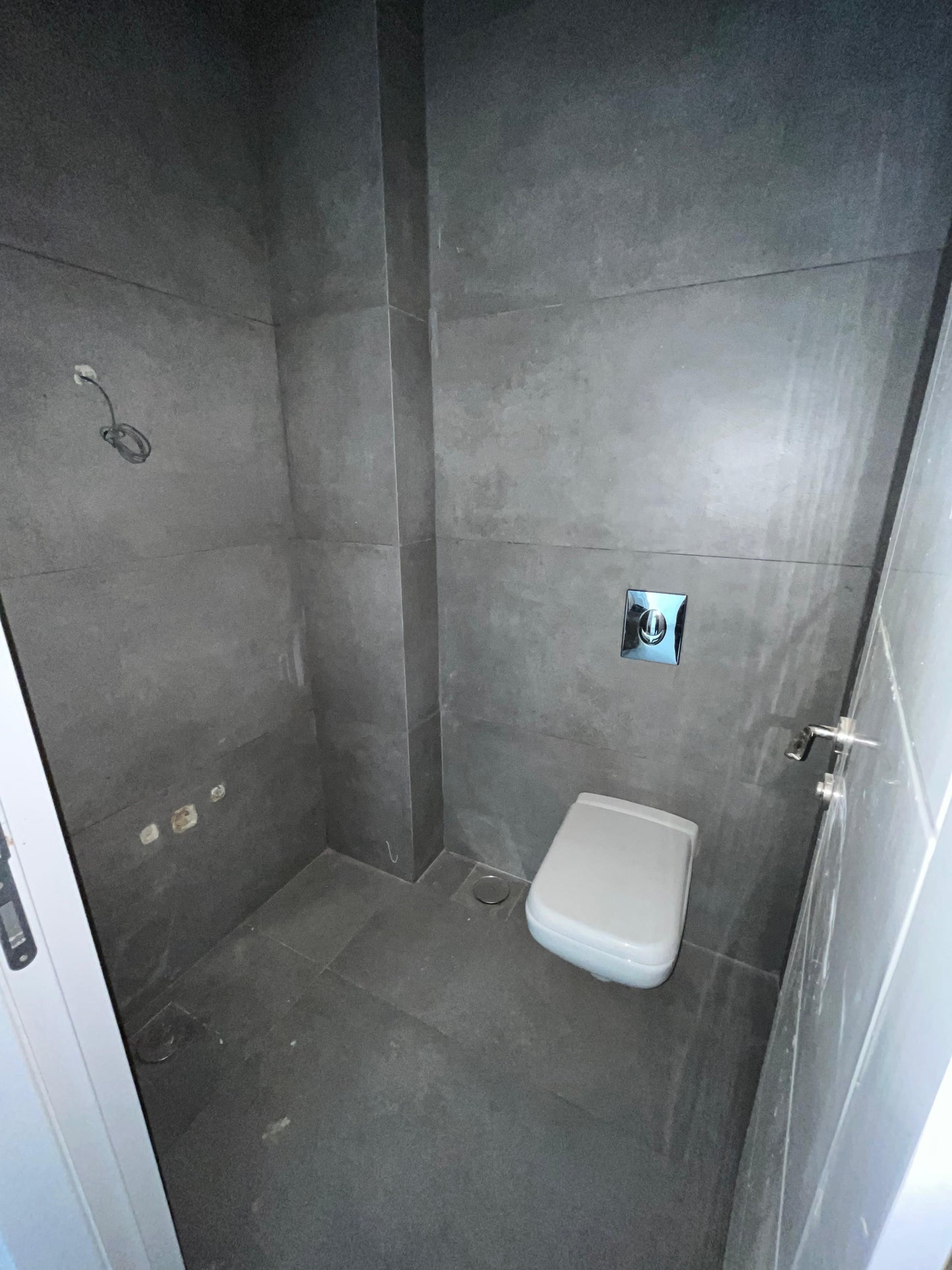 Office for rent in Antelias - مكتب للإيجار في أنطلياس