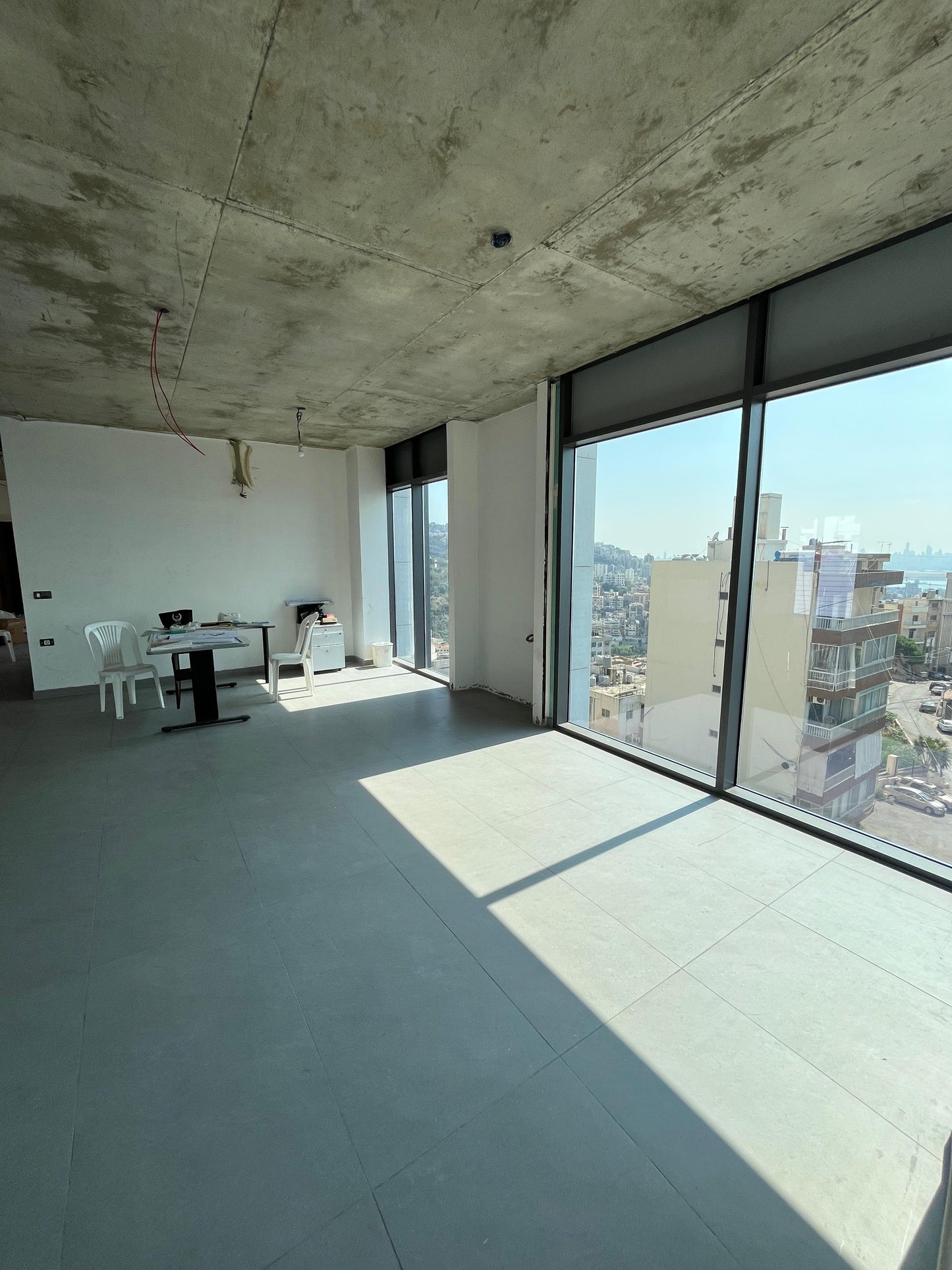 Office for rent in Antelias - مكتب للإيجار في أنطلياس