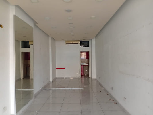 Shop for rent in Mazraat Yachouh - محل للإيجار في مزرعة يشوع