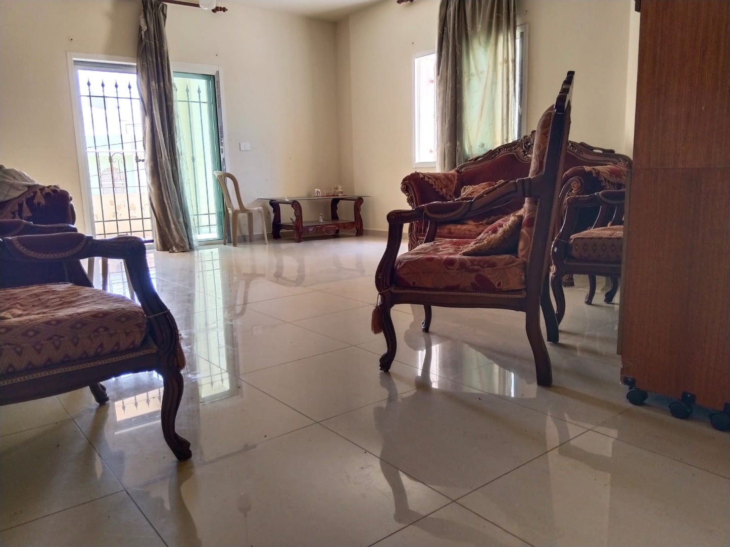 Apartment for rent in Amchit - شقة للإيجار في عمشيت