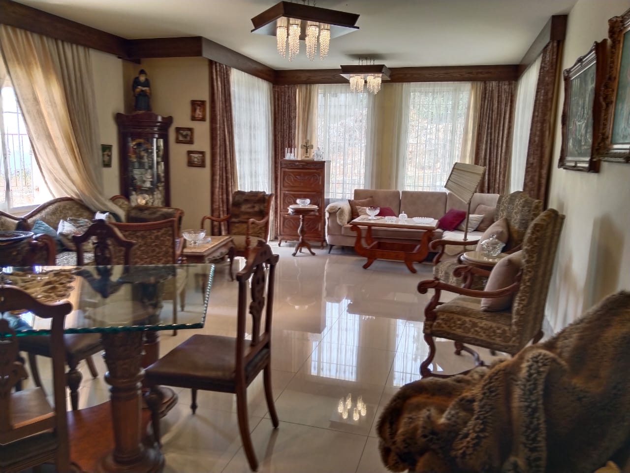 Apartment for sale in Amchit - شقة للبيع في عمشيت