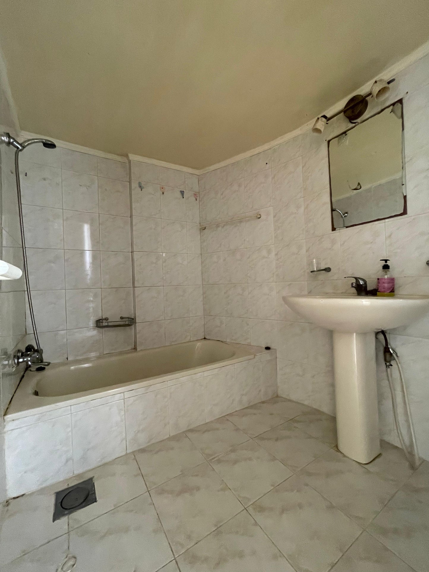 Apartment for sale in Sheileh - شقة للبيع في سهيلة