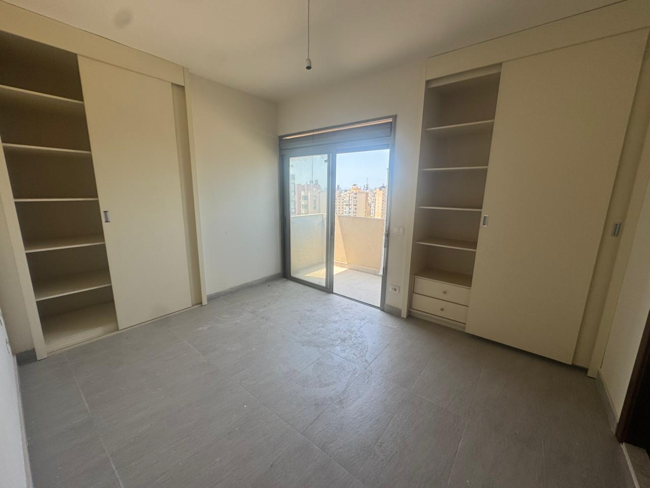 Apartment for sale in Jdeideh - شقة للبيع في الجديدة
