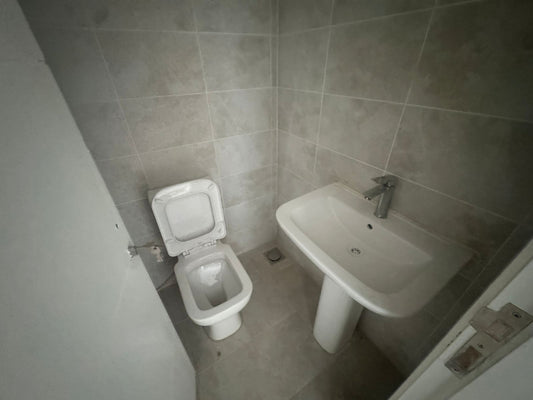 Office for rent in Dbayeh - مكتب للإيجار في ضبية